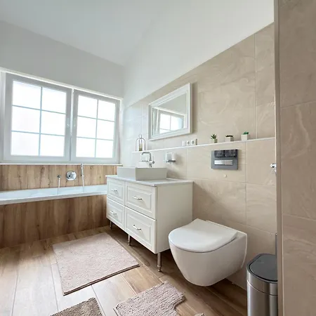 Japandi Villa, Hot Tub, Garden, Smart Home, Near Frankfurt, 10 Guests Vila Schlüchtern