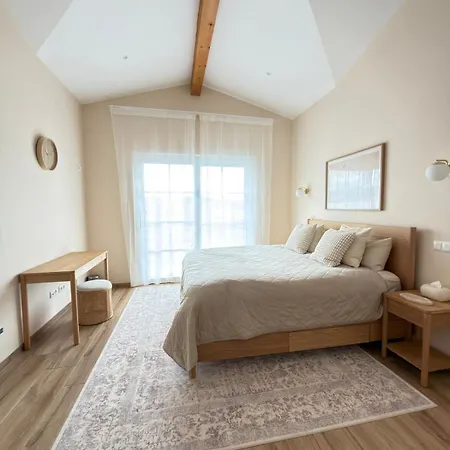 Japandi Villa, Hot Tub, Garden, Smart Home, Near Frankfurt, 10 Guests Vila
