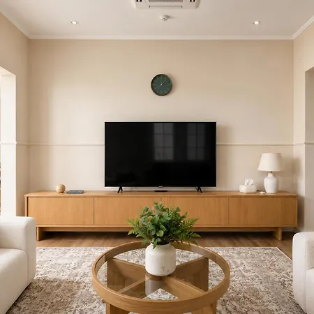 Villa Japandi Family With Garden, 4 Bedrooms, Sleeps 10